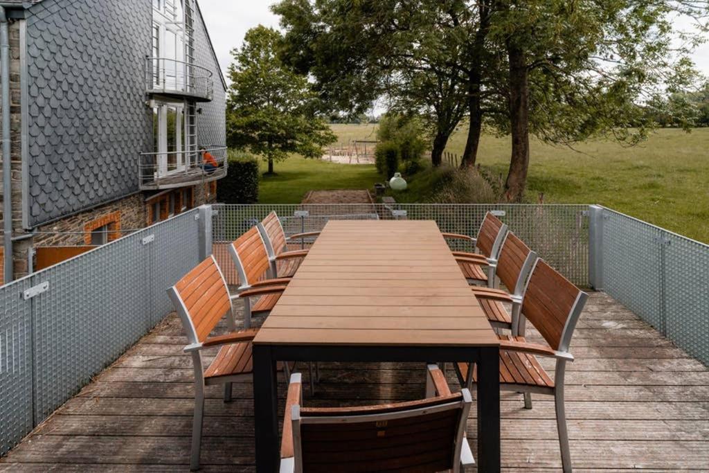 Rustig Gelegen Gite Nabij Houffalize Exterior foto