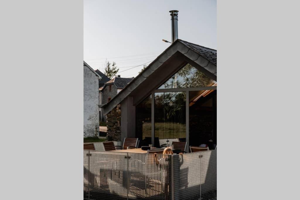 Rustig Gelegen Gite Nabij Houffalize Exterior foto